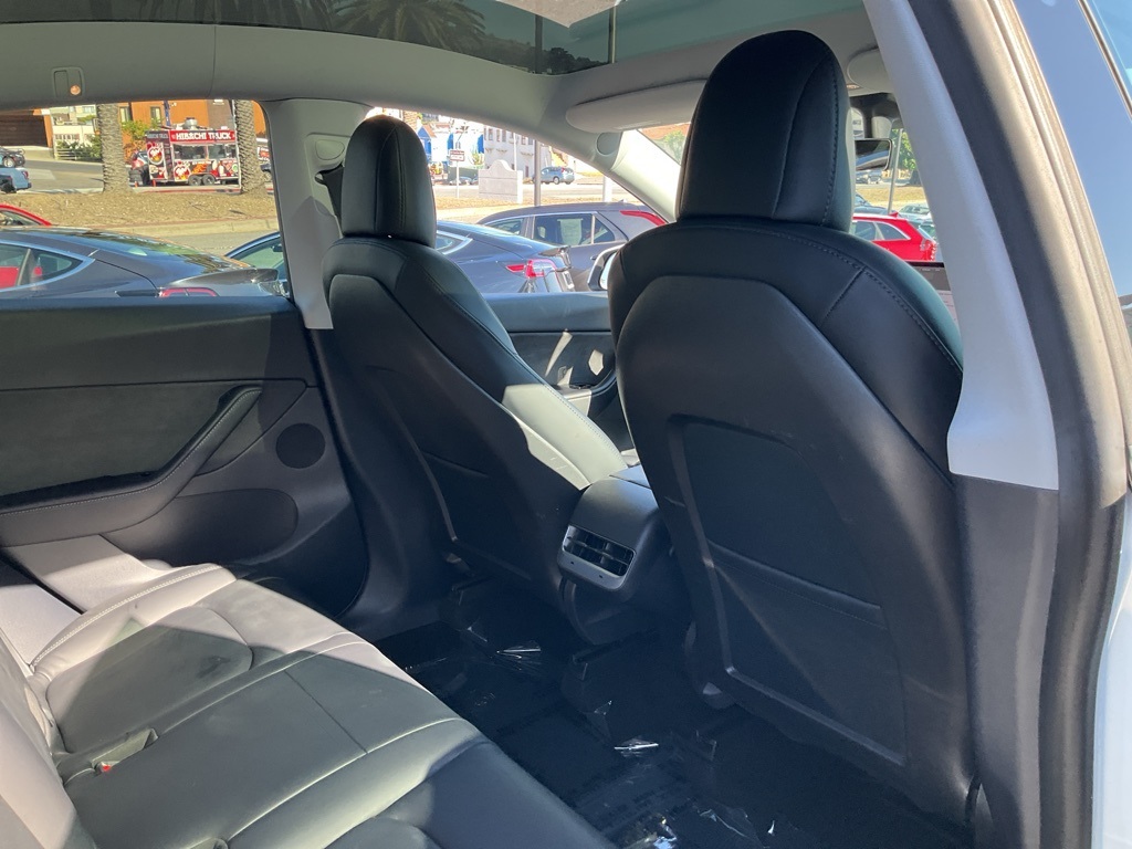 2020 Tesla Model Y Long Range photo 37