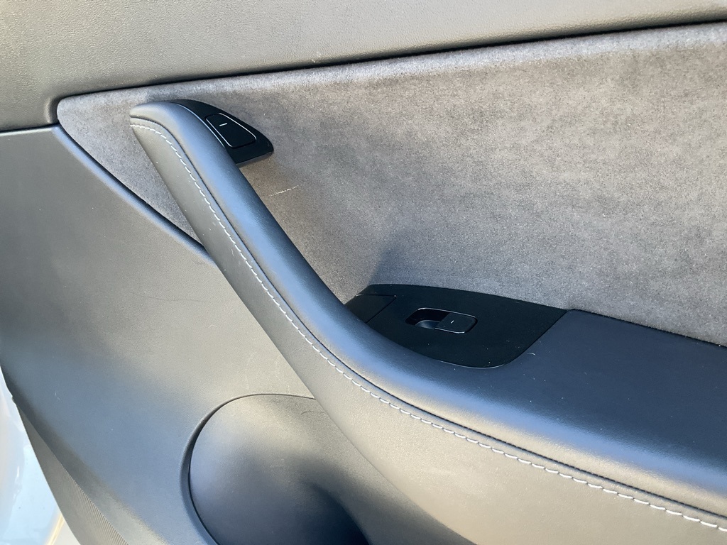 2020 Tesla Model Y Long Range photo 51