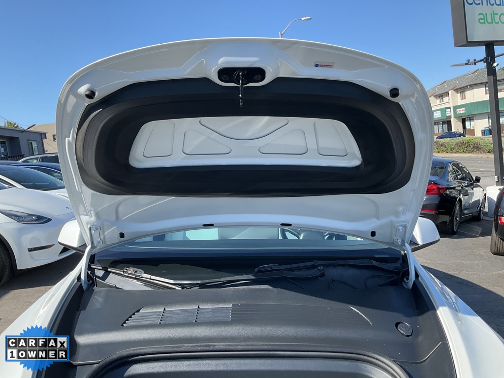 2021 Tesla Model Y Long Range photo 12