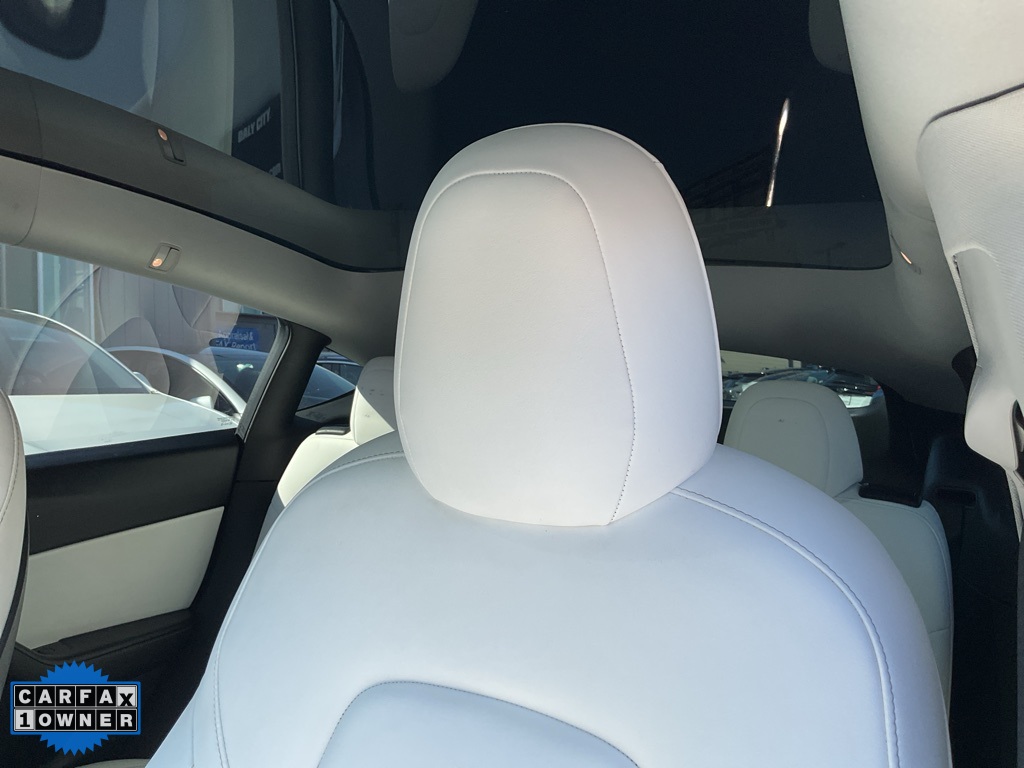 2021 Tesla Model Y Long Range photo 17
