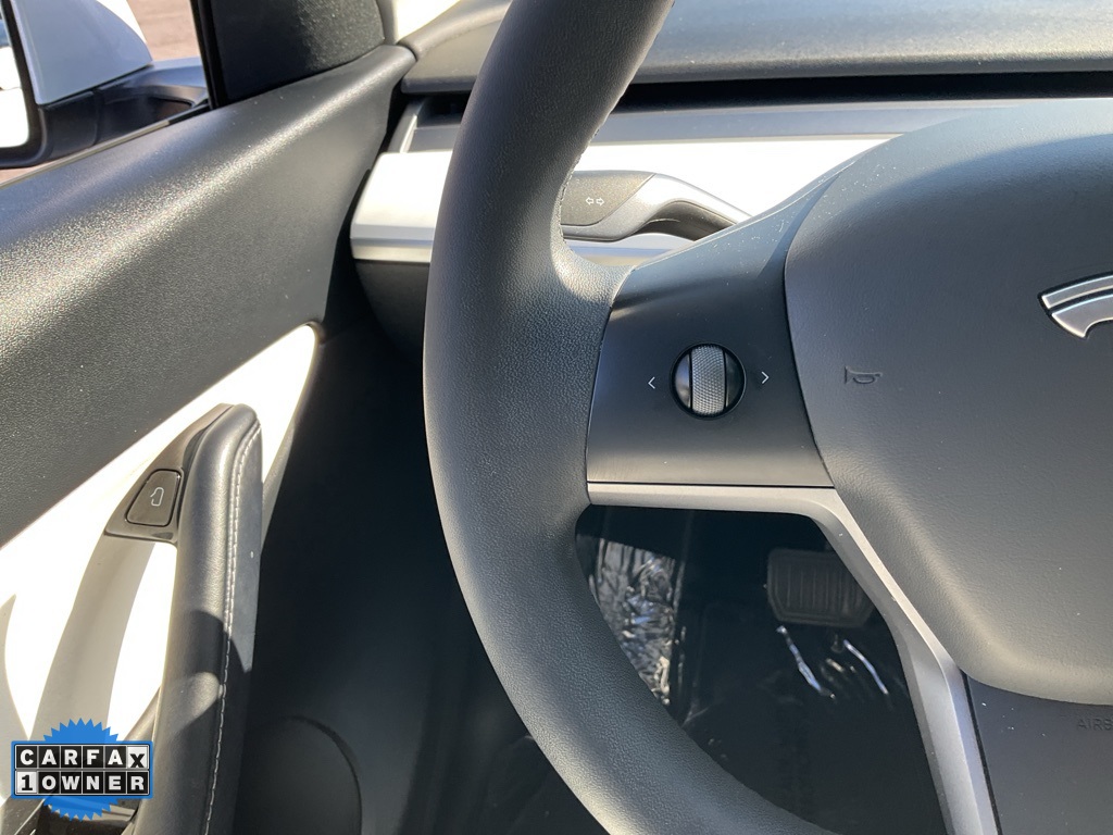 2021 Tesla Model Y Long Range photo 33