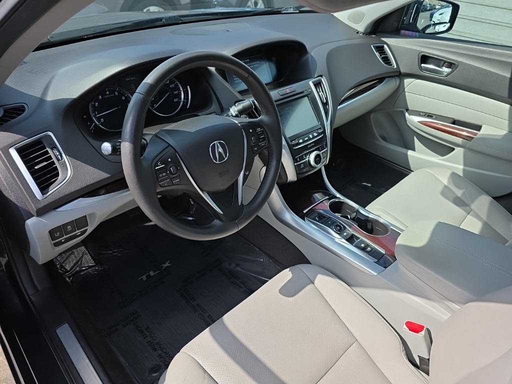 2015 Acura TLX Technology photo 6