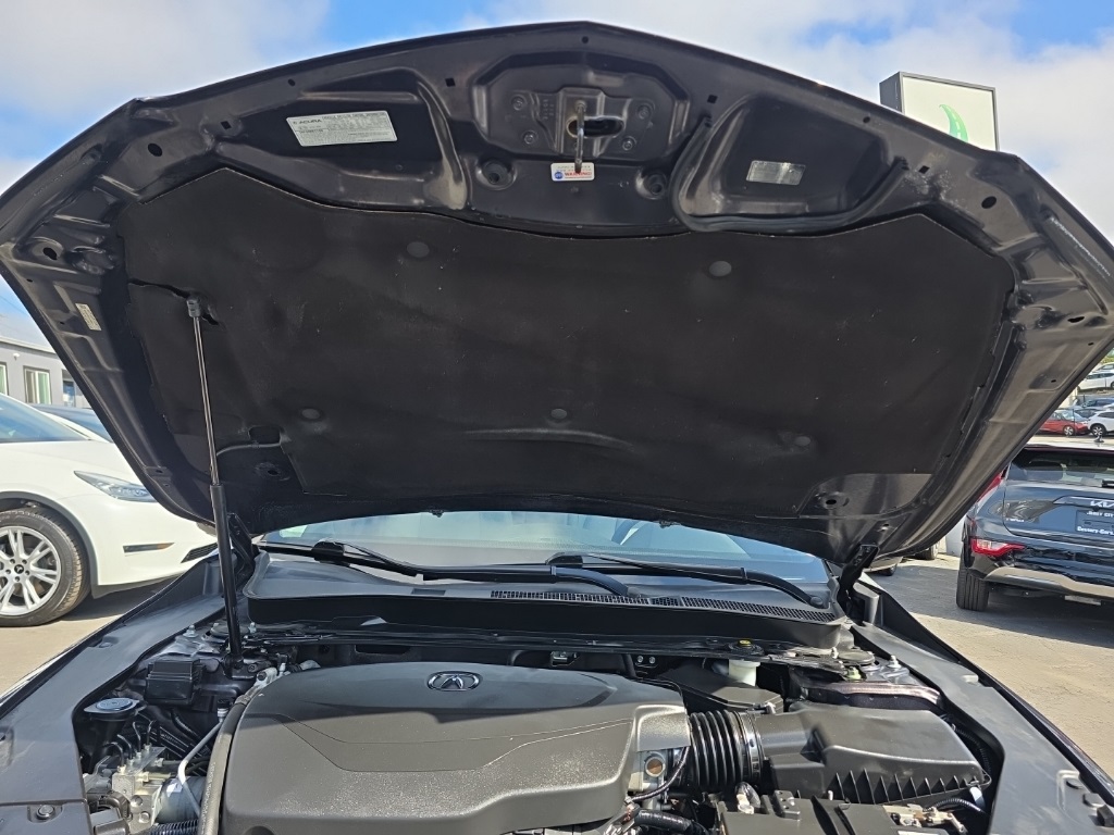 2015 Acura TLX Technology photo 11