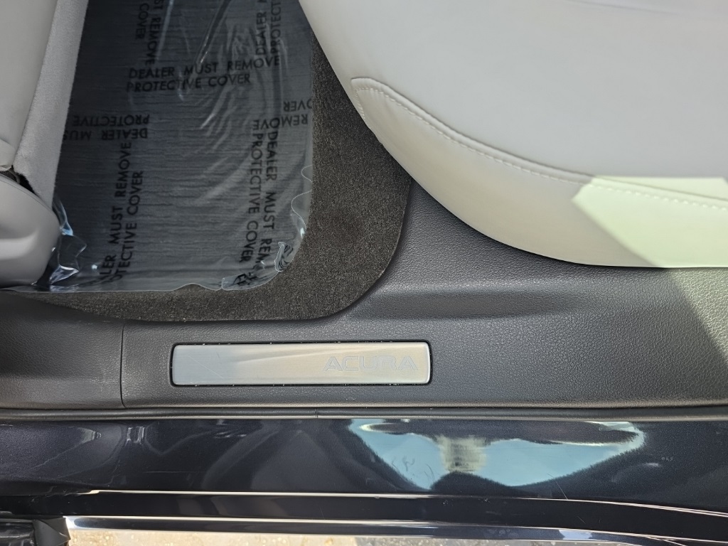 2015 Acura TLX Technology photo 20