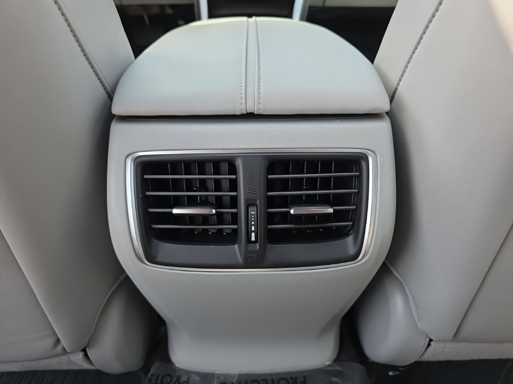 2015 Acura TLX Technology photo 26