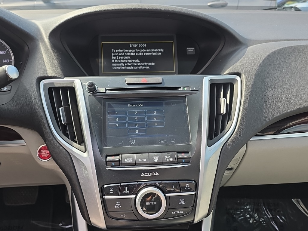 2015 Acura TLX Technology photo 33