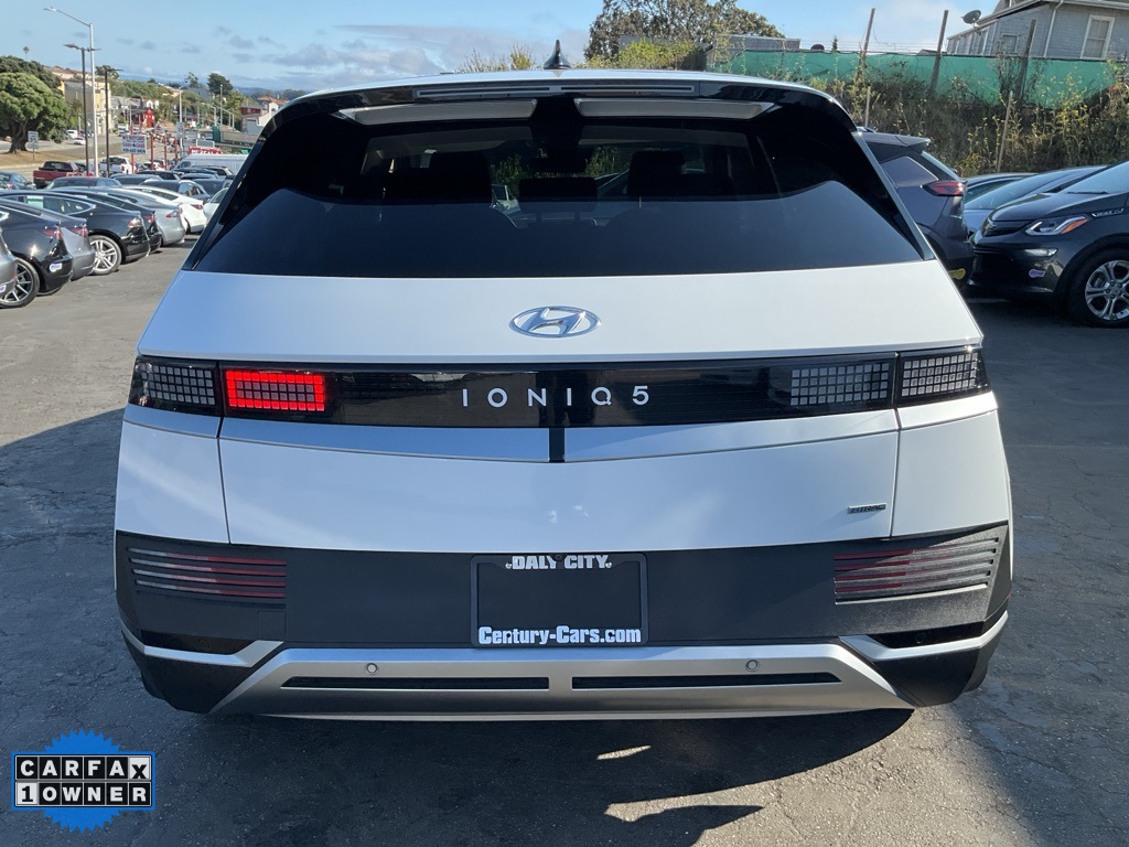 2022 Hyundai Ioniq 5 SE photo 2