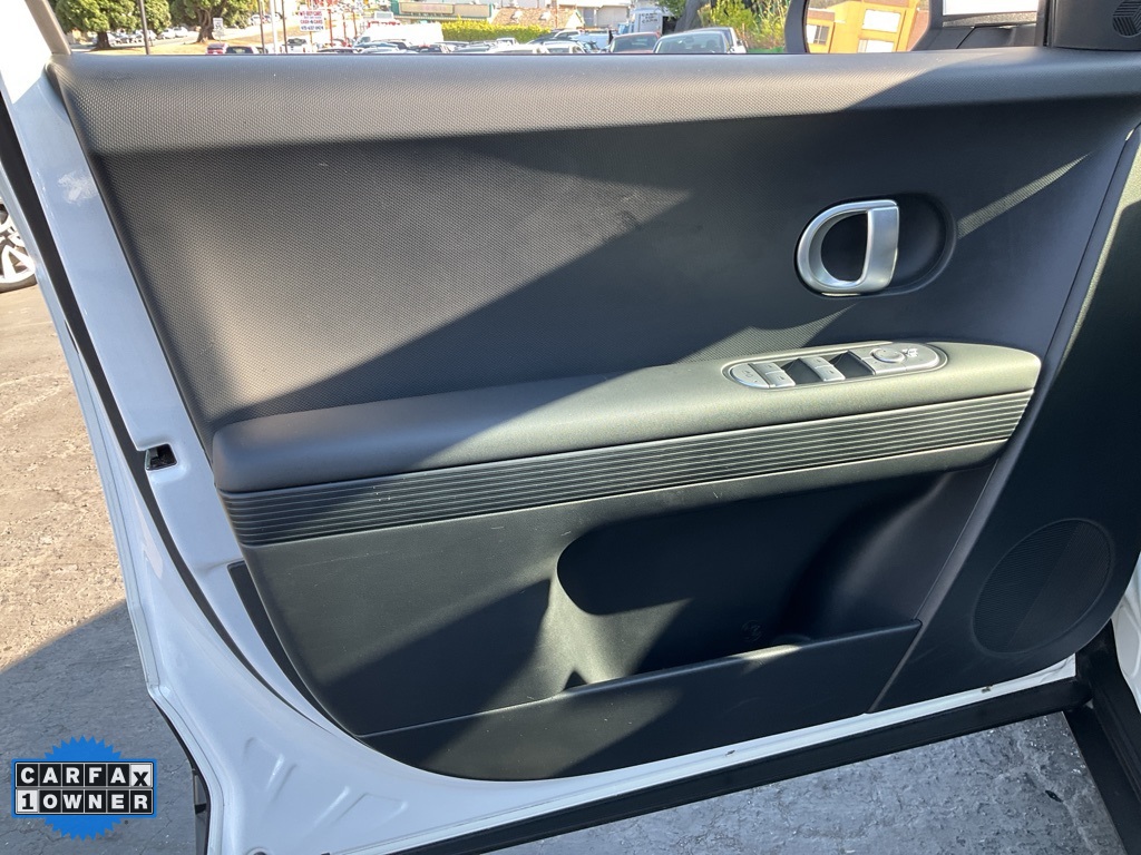 2022 Hyundai Ioniq 5 SE photo 17