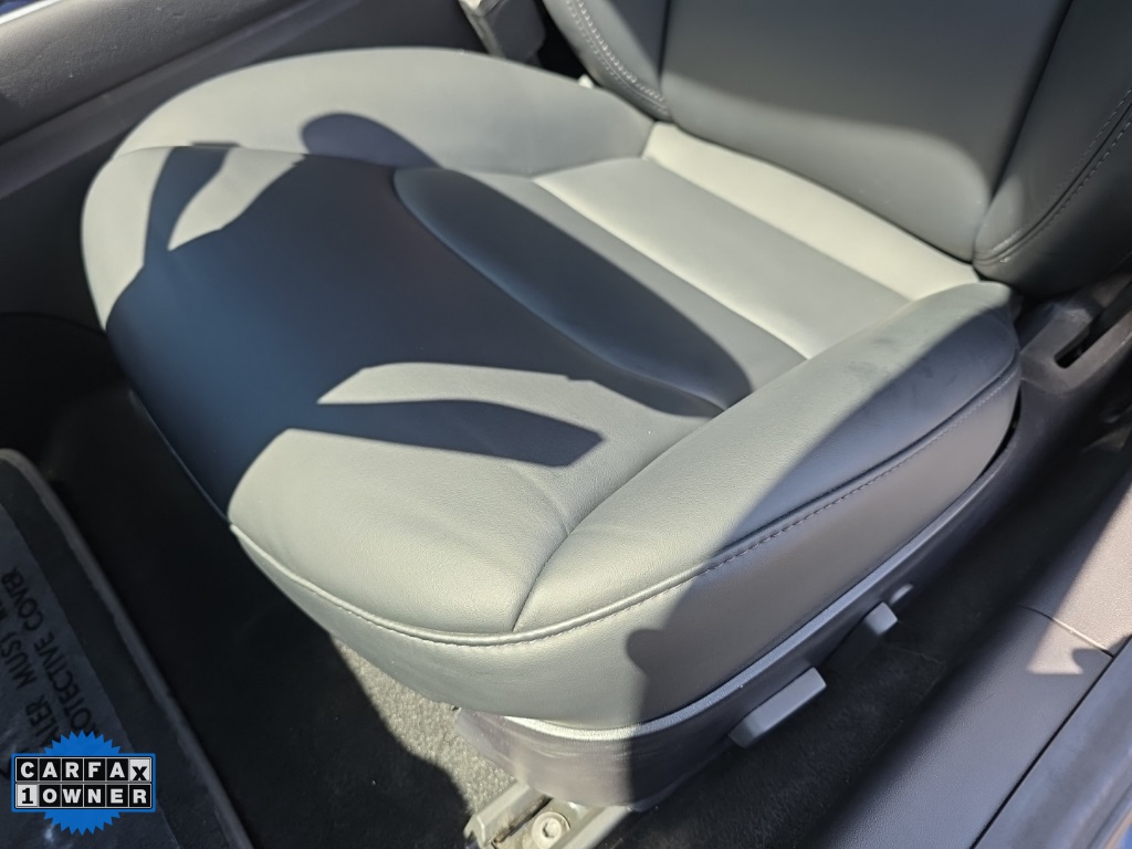 2019 Tesla Model 3 Standard Range Plus photo 13