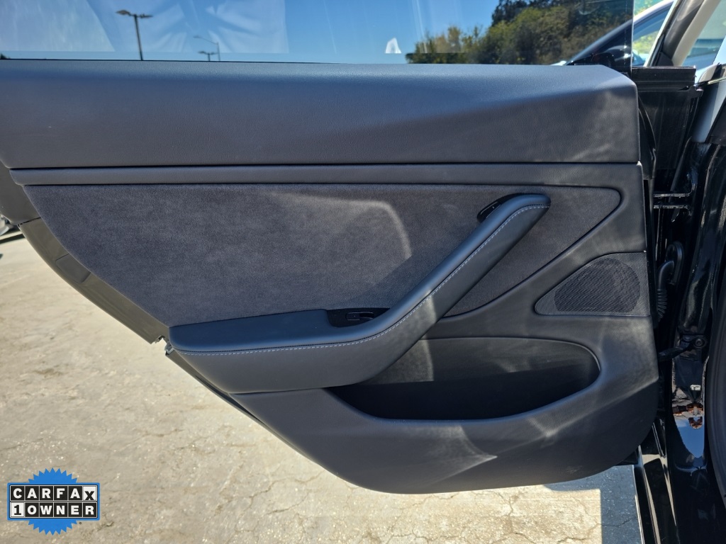 2019 Tesla Model 3 Standard Range Plus photo 37