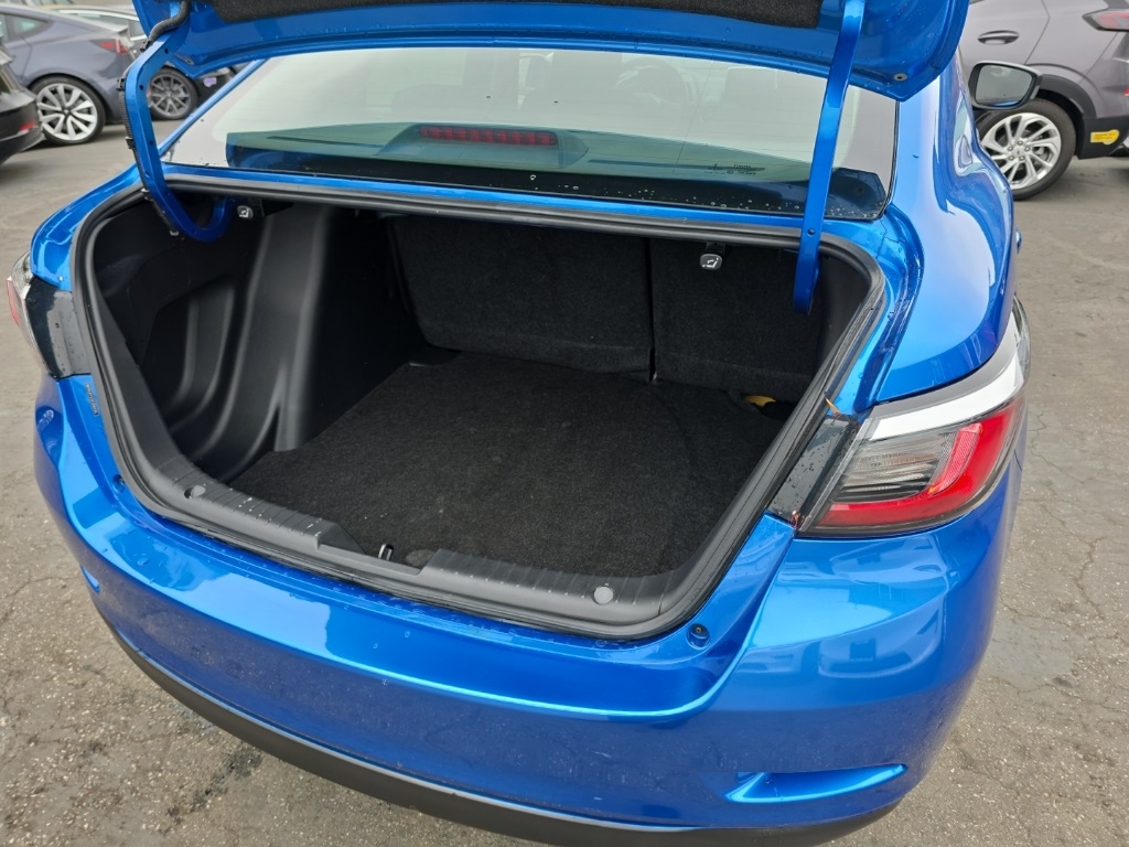 2018 Toyota Yaris iA photo 7