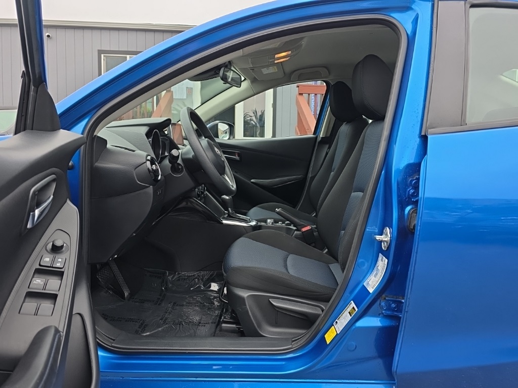 2018 Toyota Yaris iA photo 12