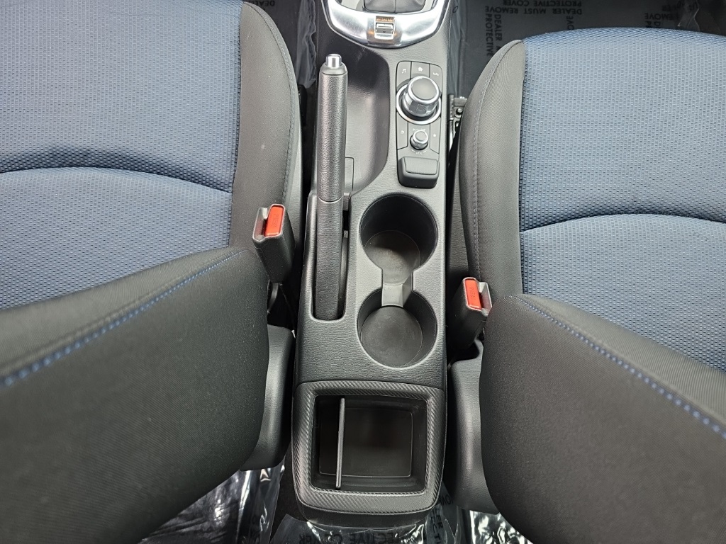 2018 Toyota Yaris iA photo 37