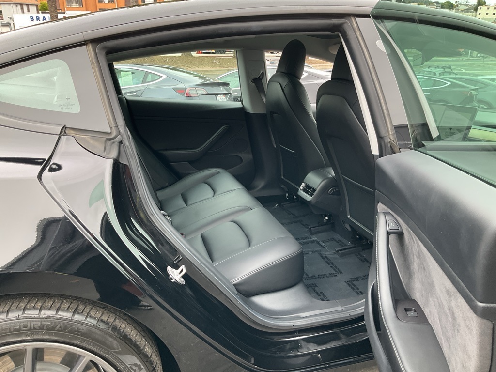 2021 Tesla Model 3 Standard Range Plus photo 36