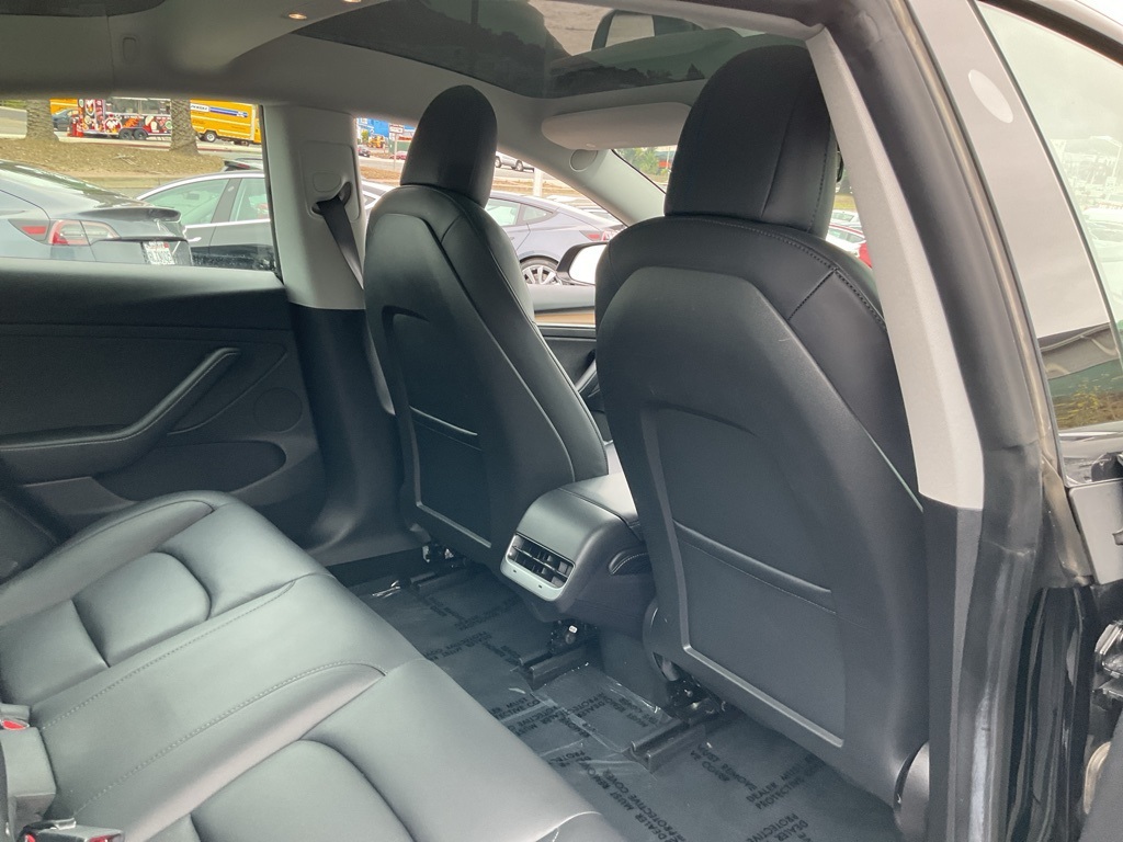 2021 Tesla Model 3 Standard Range Plus photo 37