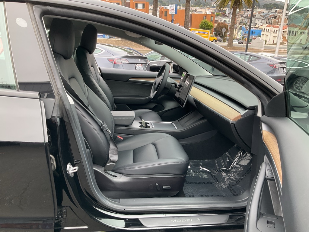 2021 Tesla Model 3 Standard Range Plus photo 45