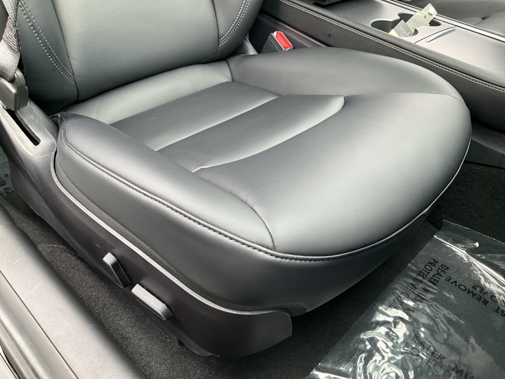 2021 Tesla Model 3 Standard Range Plus photo 47