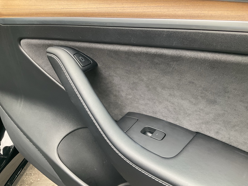 2021 Tesla Model 3 Standard Range Plus photo 53
