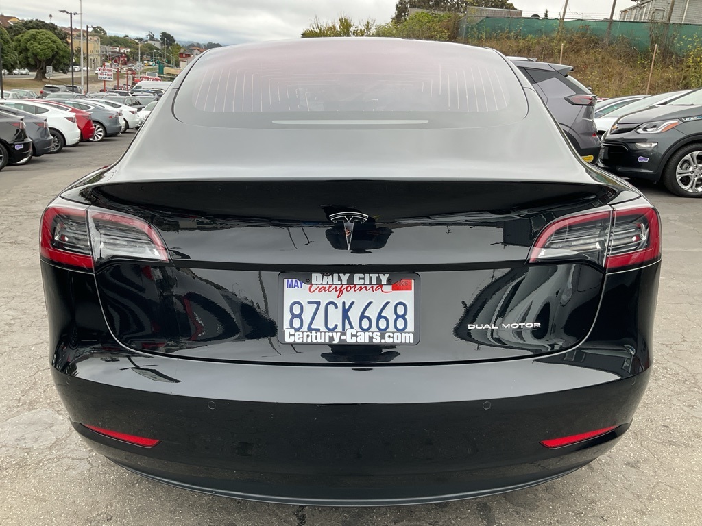 2018 Tesla Model 3 Long Range photo 4