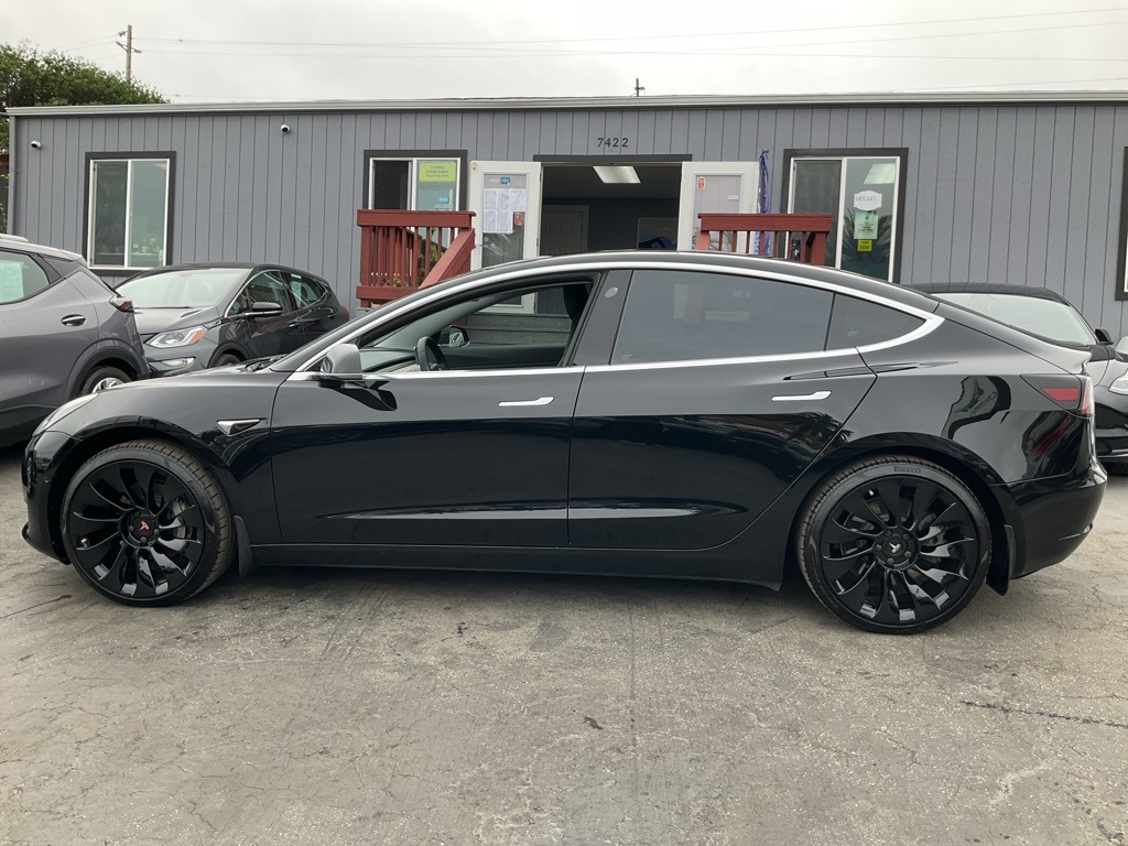 2018 Tesla Model 3 Long Range photo 5