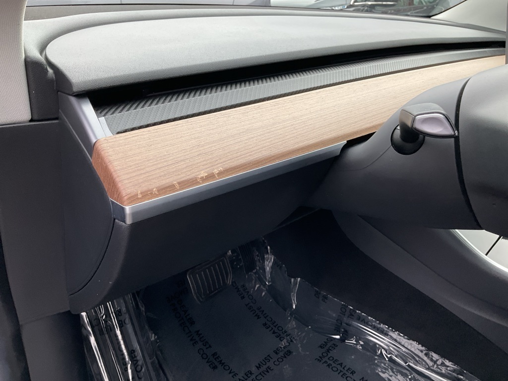 2018 Tesla Model 3 Long Range photo 17