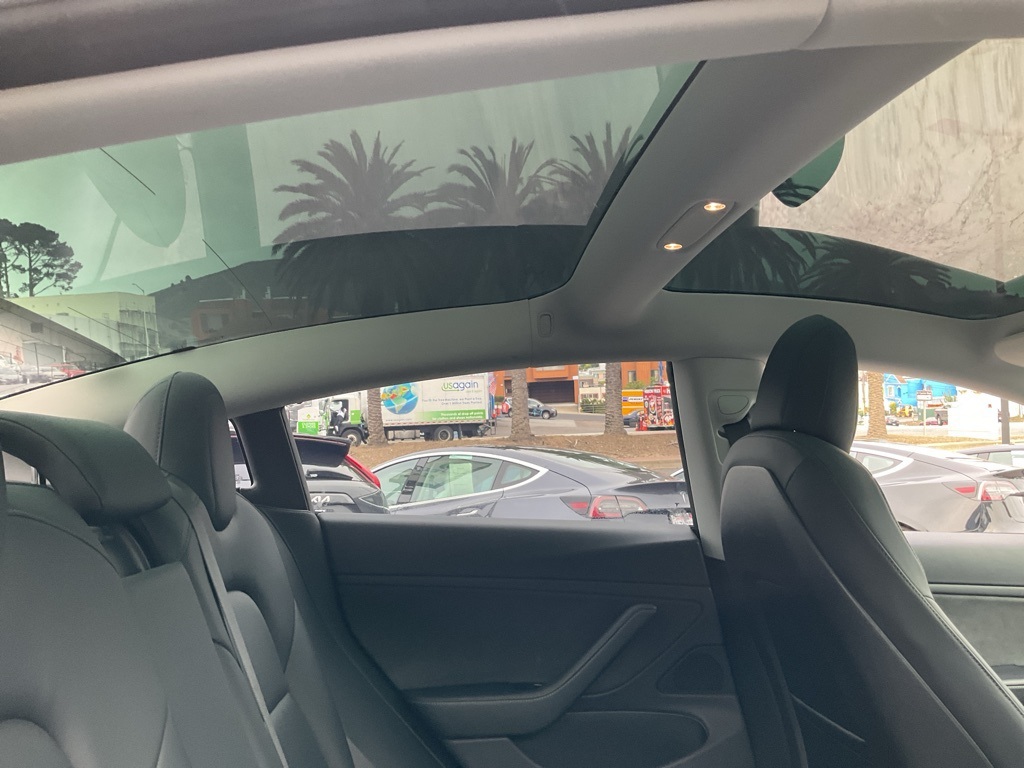 2018 Tesla Model 3 Long Range photo 40