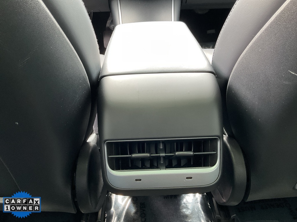 2020 Tesla Model 3 Standard Range Plus photo 28