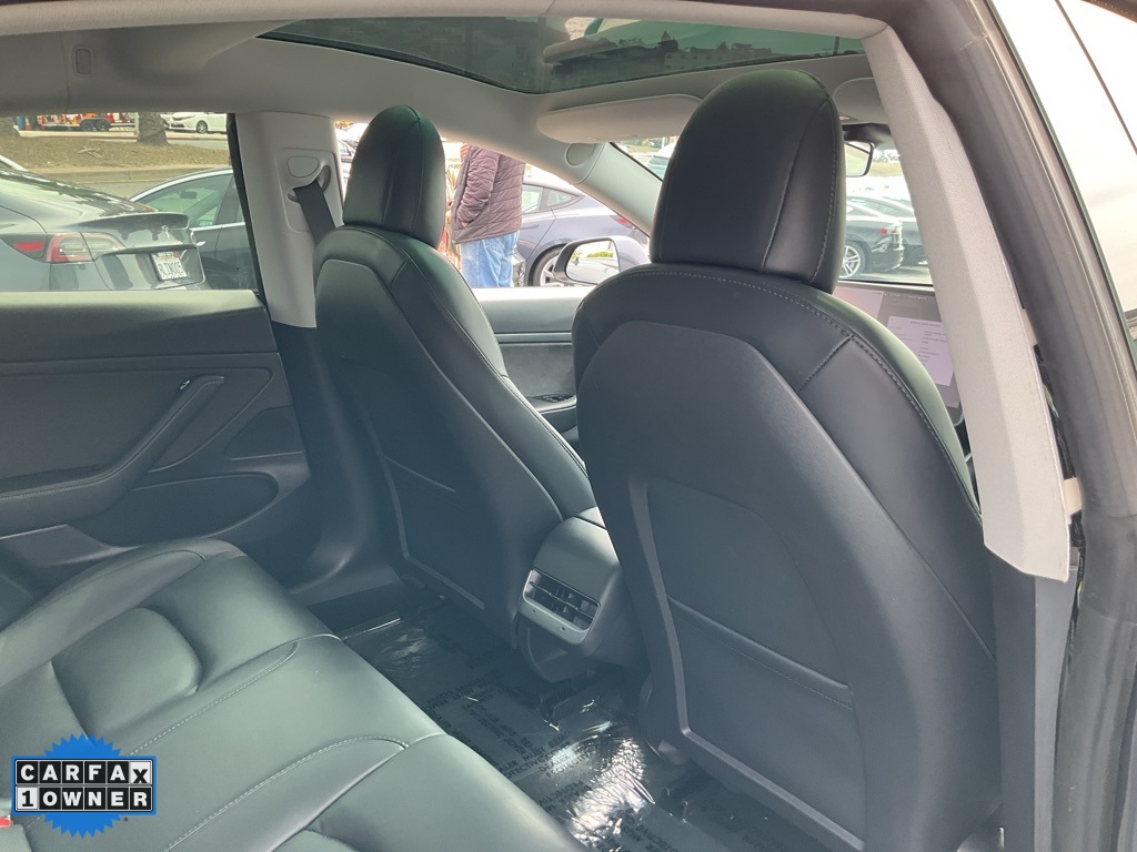 2020 Tesla Model 3 Standard Range Plus photo 42