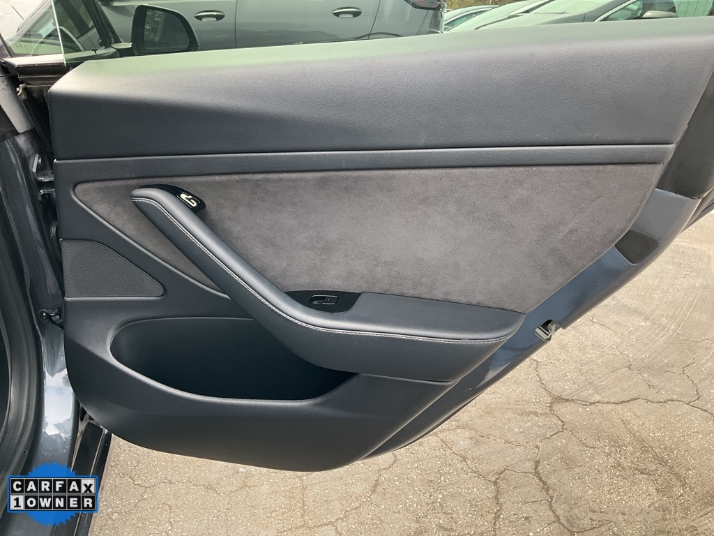 2020 Tesla Model 3 Standard Range Plus photo 50