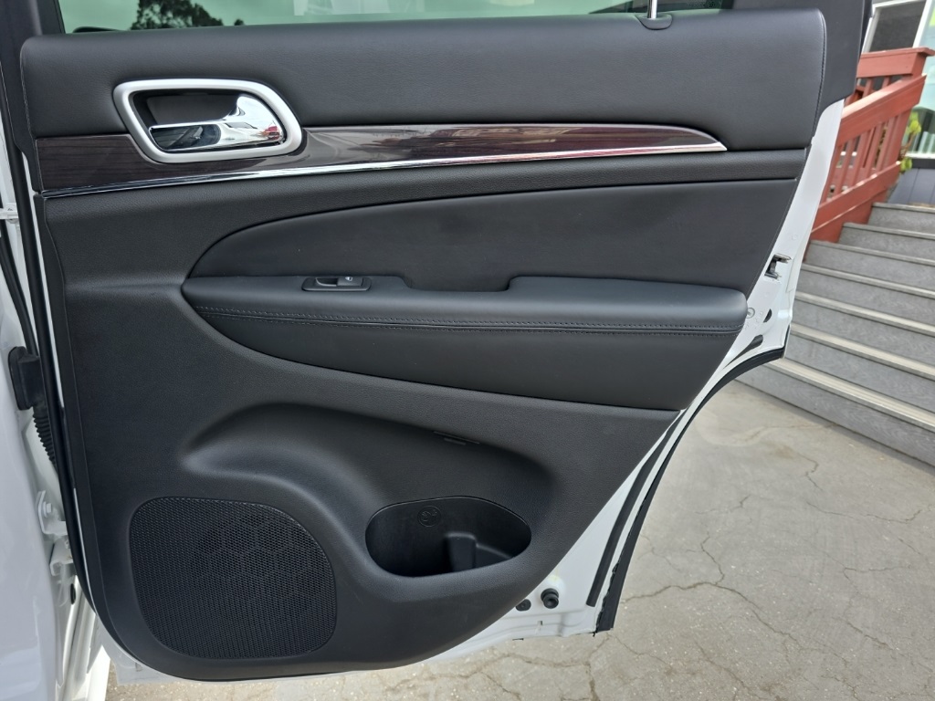 2016 Jeep Grand Cherokee High Altitude photo 53