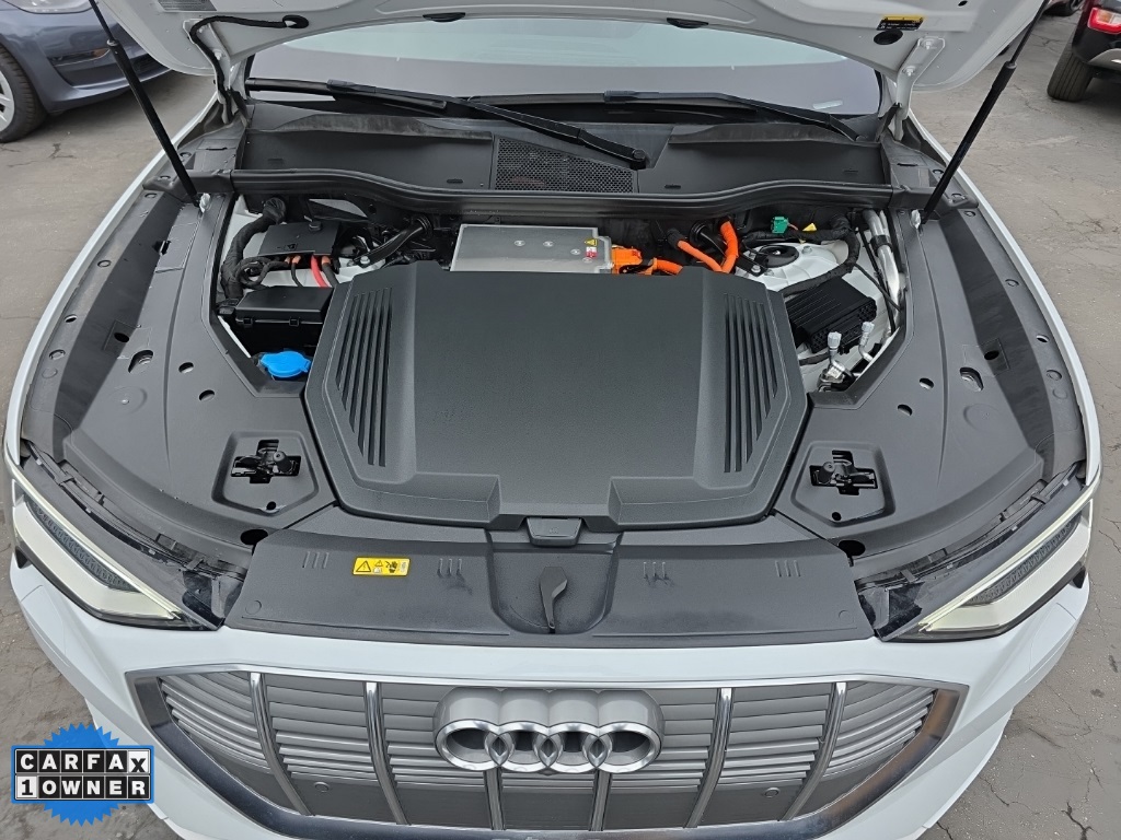 2020 Audi e-tron Sportback Premium Plus photo 10