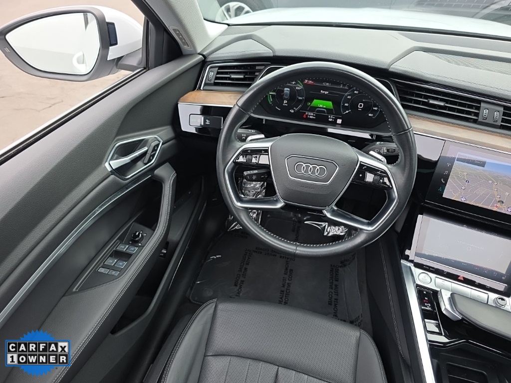 2020 Audi e-tron Sportback Premium Plus photo 30