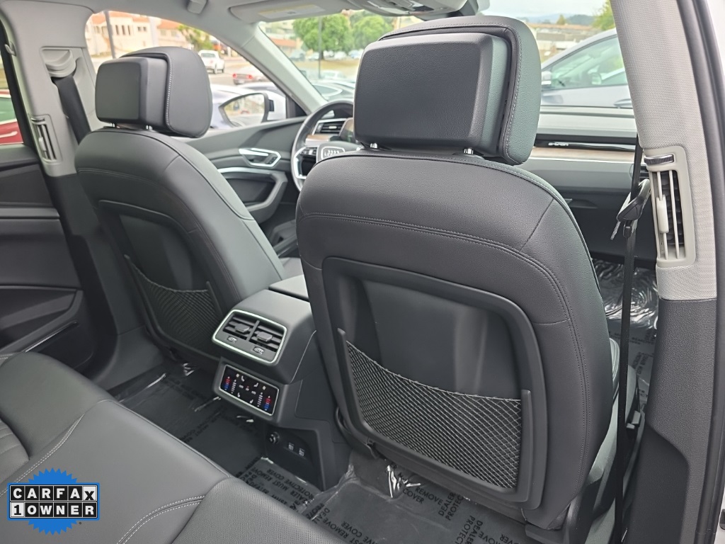 2020 Audi e-tron Sportback Premium Plus photo 47