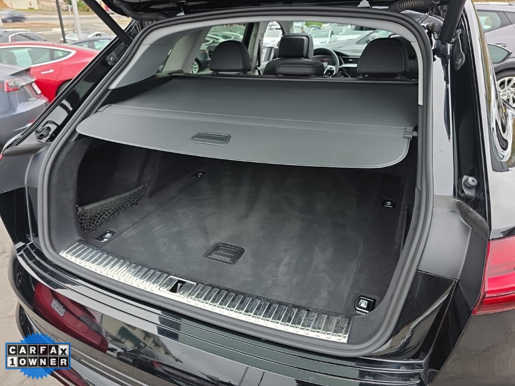 2021 Audi e-tron Premium photo 7