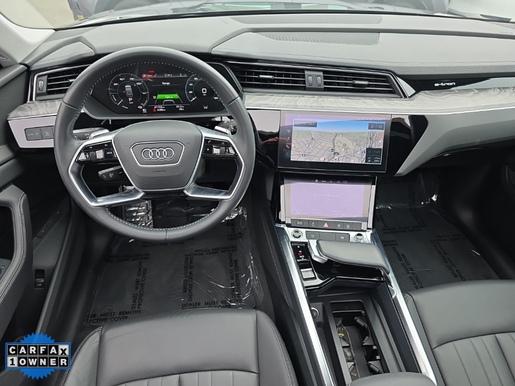 2021 Audi e-tron Premium photo 28