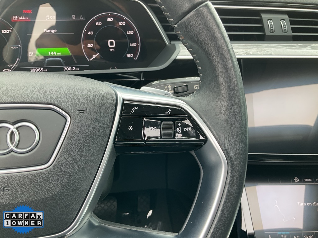 2021 Audi e-tron Premium Plus photo 33