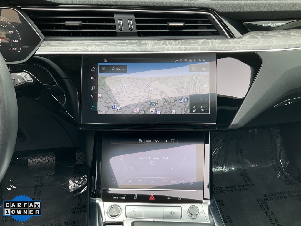 2021 Audi e-tron Premium Plus photo 36