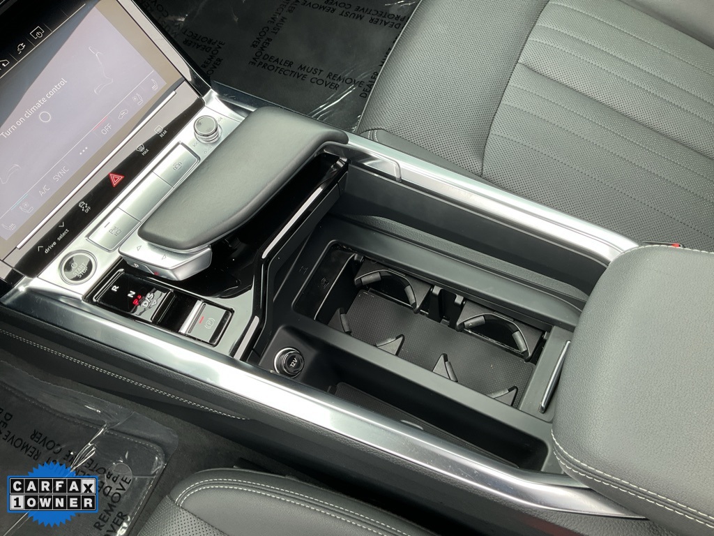 2021 Audi e-tron Premium Plus photo 38