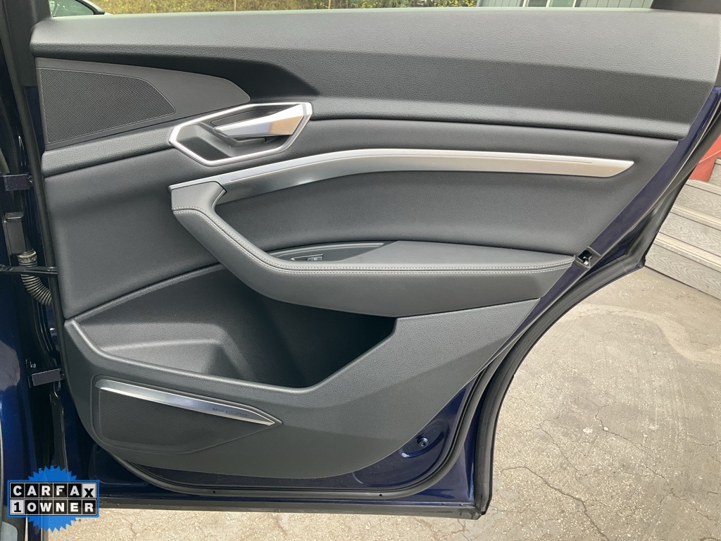 2021 Audi e-tron Premium Plus photo 51