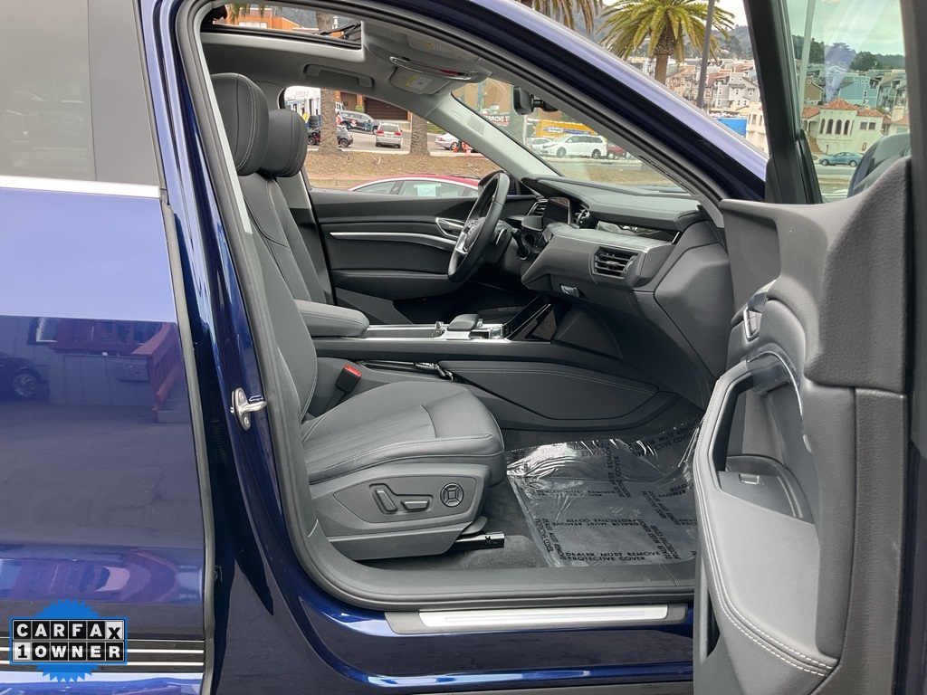2021 Audi e-tron Premium Plus photo 53