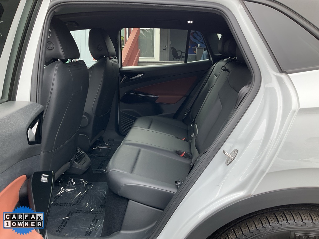 2021 Volkswagen ID.4 Pro S photo 6