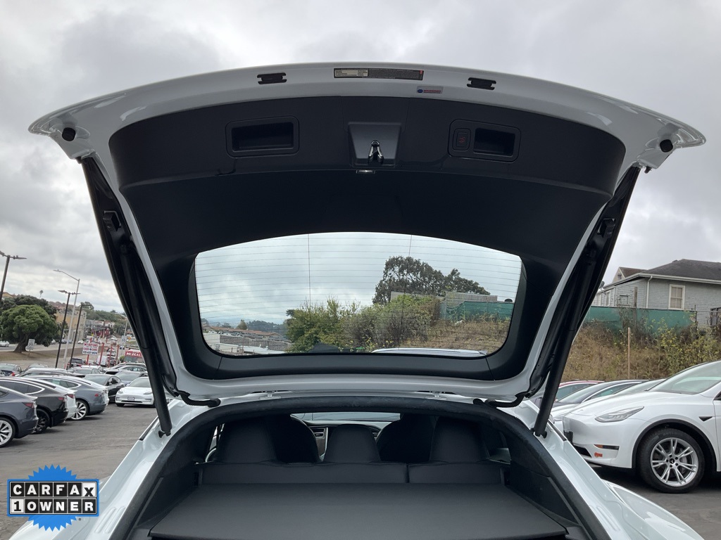 2017 Tesla Model S 75 photo 9