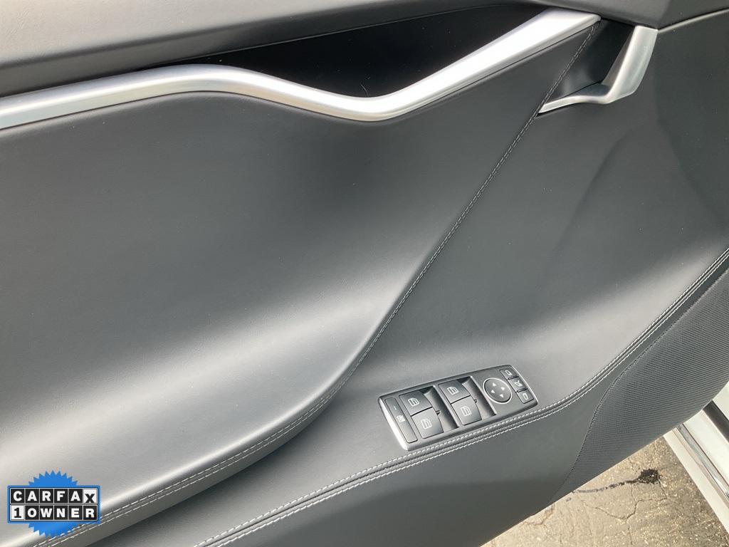 2017 Tesla Model S 75 photo 20