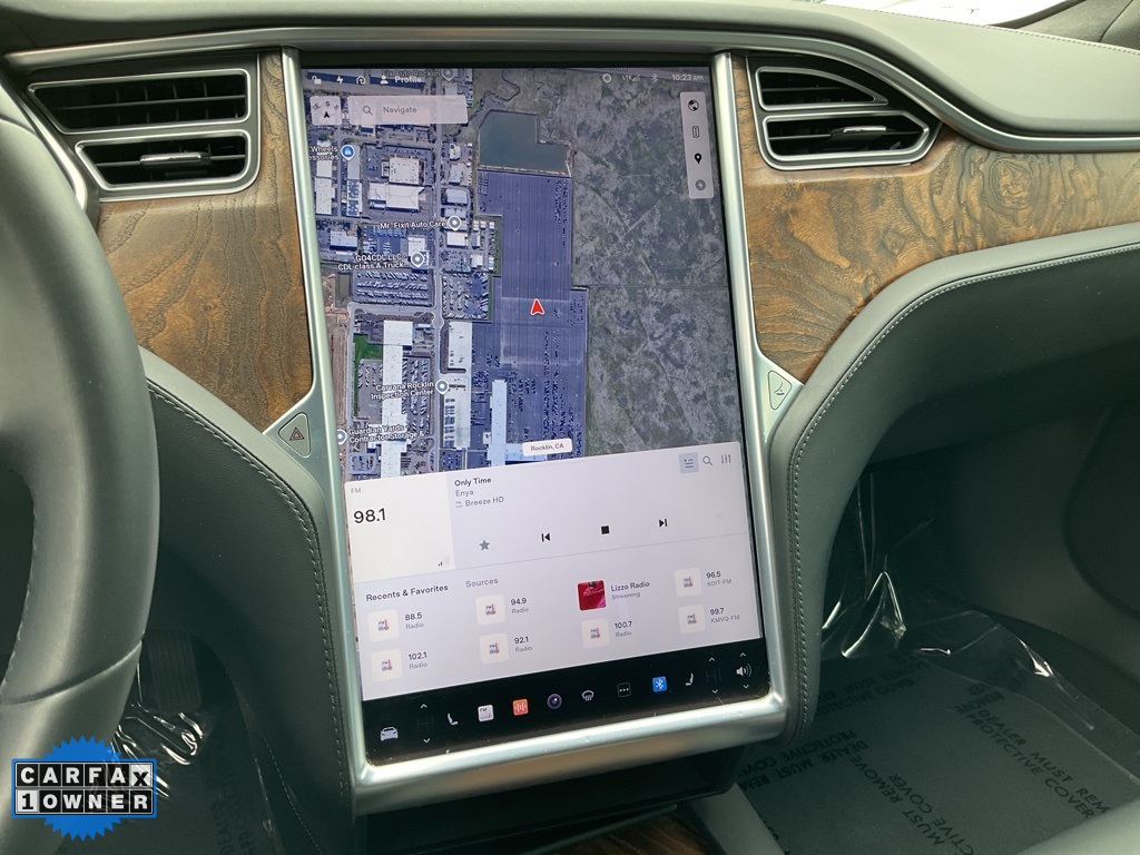 2017 Tesla Model S 75 photo 35