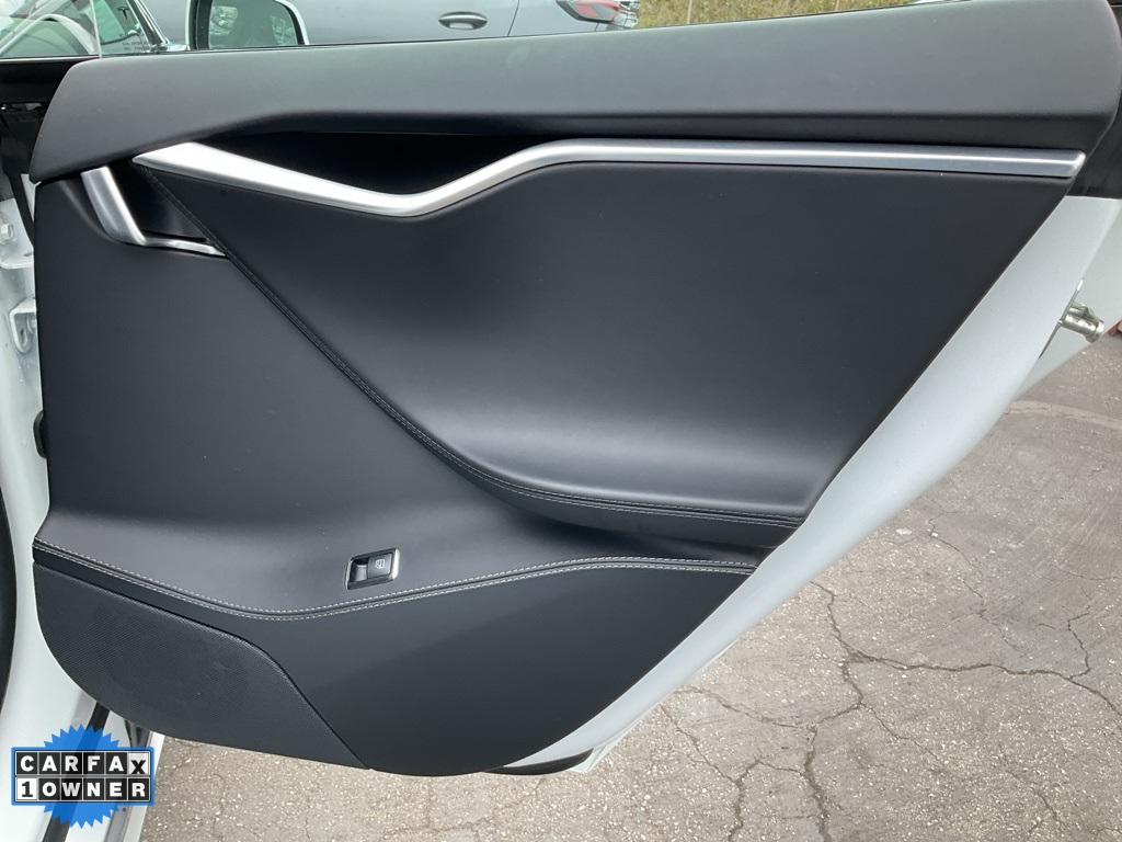 2017 Tesla Model S 75 photo 45