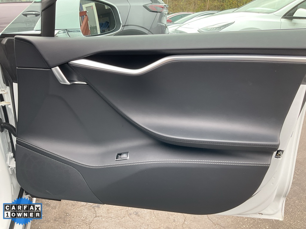 2017 Tesla Model S 75 photo 55