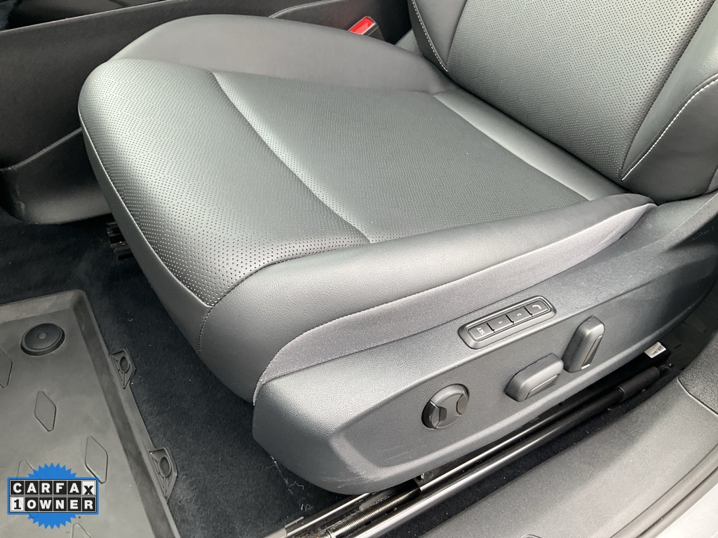 2024 Volkswagen ID.4 S photo 12