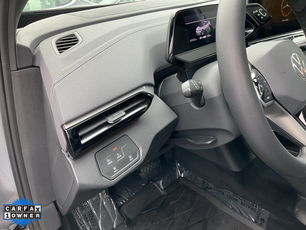 2024 Volkswagen ID.4 S photo 14