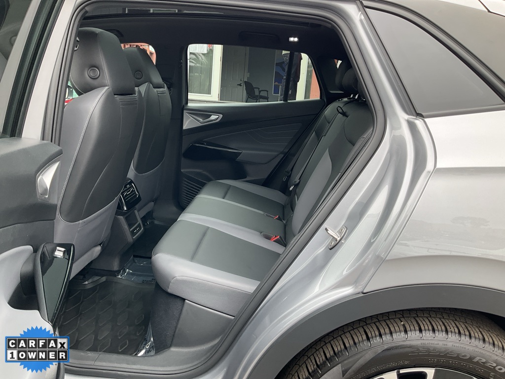 2024 Volkswagen ID.4 S photo 18