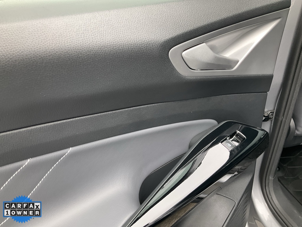 2024 Volkswagen ID.4 S photo 25